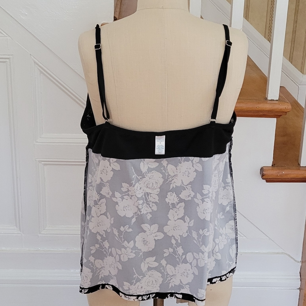 TROPICAL ESCAPES Floral Black White Tankini Size 18 - Picture 6 of 9